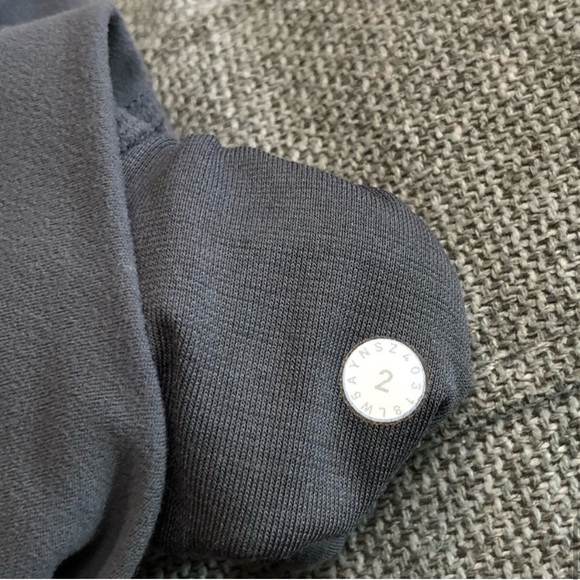 Lululemon Align leggings dark grey 28” - Picture 4 of 6